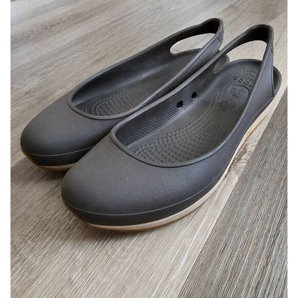 CROCS - WOMEN CROCS Retro Slingback Flats size 7 - Picture 1 of 8